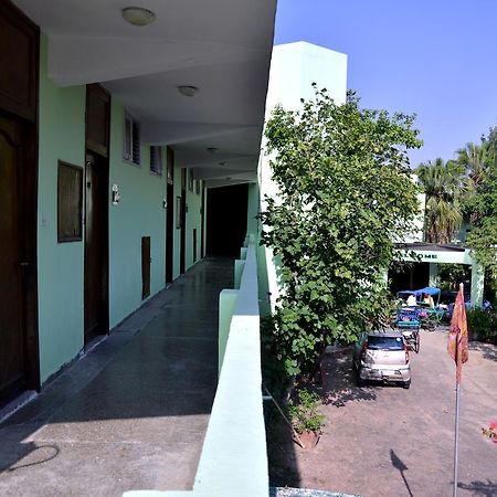 Hotel Bharatpur Ashok Exterior photo