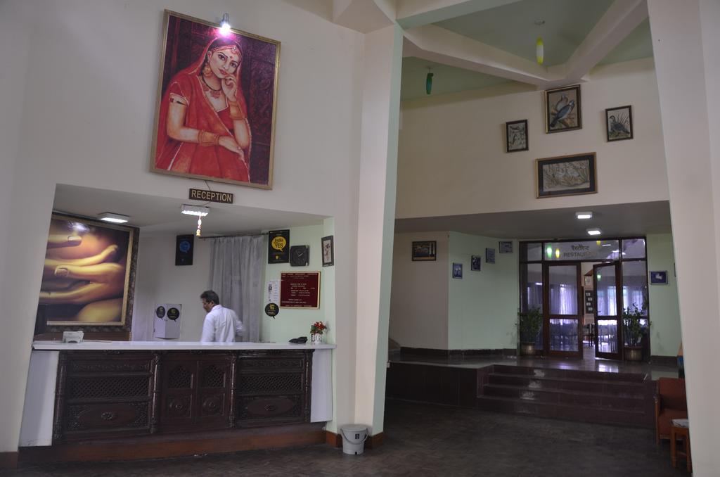 Hotel Bharatpur Ashok Exterior photo